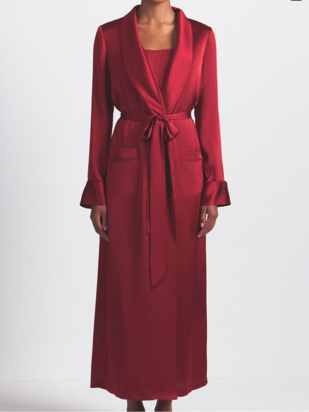 ❌SOLD❌ Skims Shine Robe - Picture 4 of 9